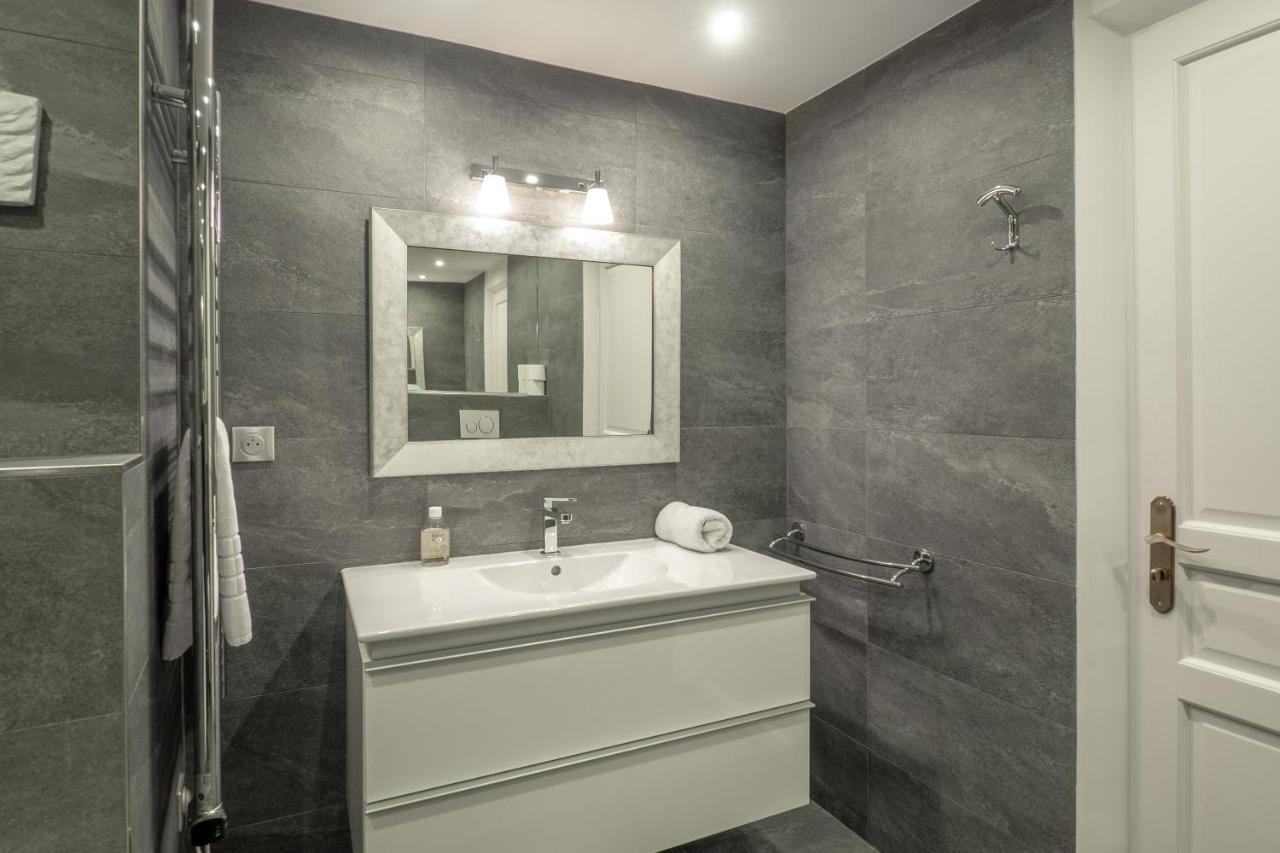 Charmant Appartement Spacieux Pour 6P Vue Mer Vieil อองทีบส์ ภายนอก รูปภาพ