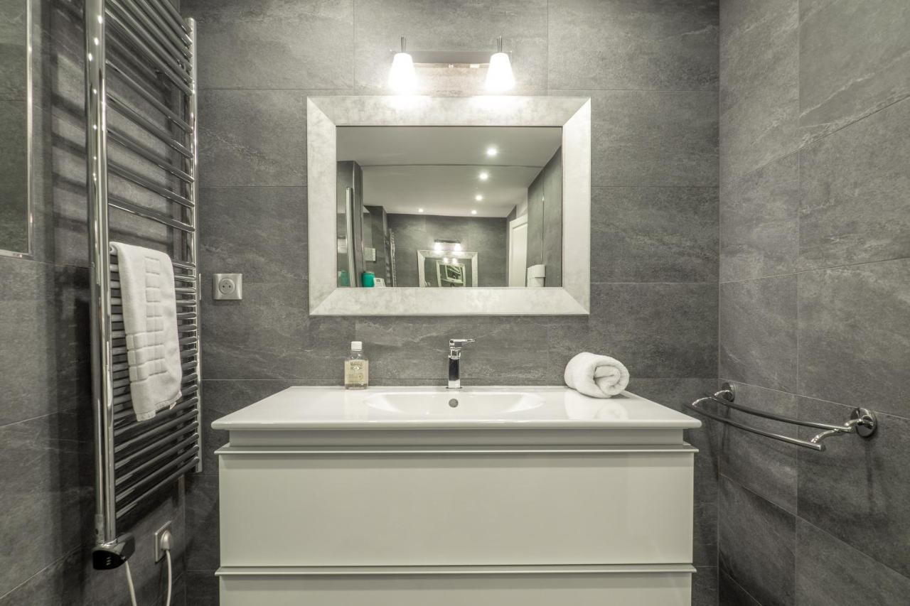 Charmant Appartement Spacieux Pour 6P Vue Mer Vieil อองทีบส์ ภายนอก รูปภาพ